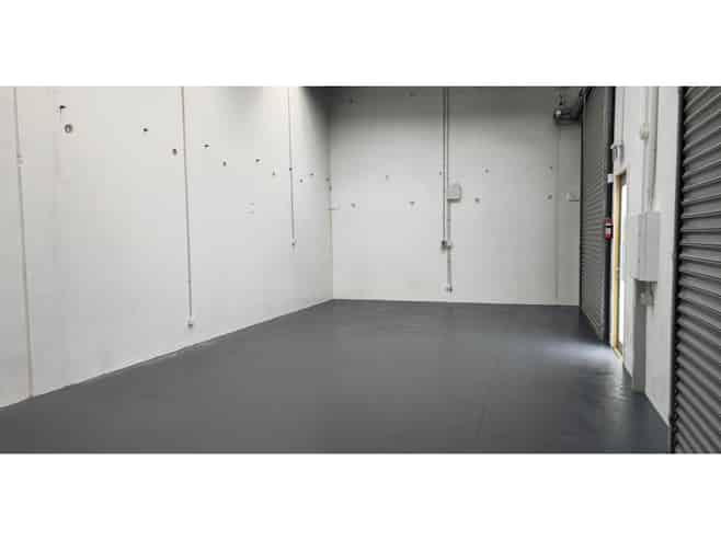 IMMACULATE WAREHOUSE IN WARKWORTH - RARE OPPOR...