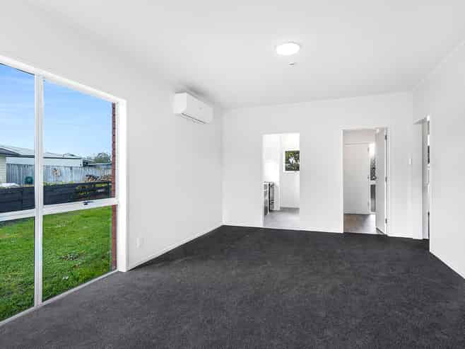 16B Storey Avenue, Forest Lake