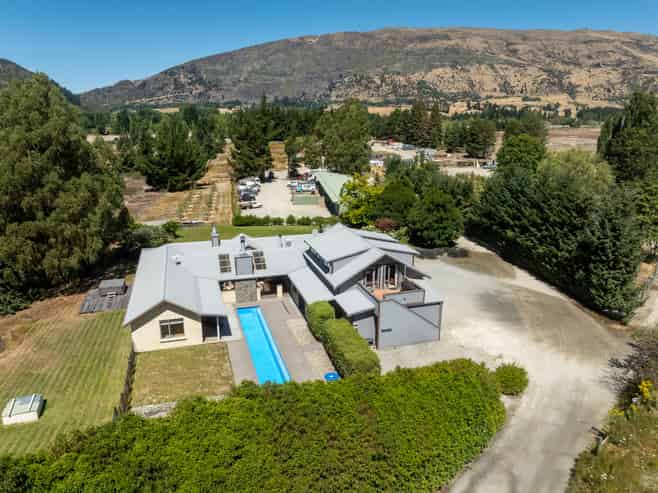 325/327 Riverbank Road, Wanaka