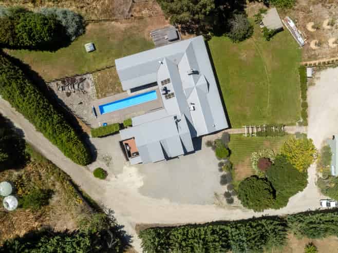 325/327 Riverbank Road, Wanaka
