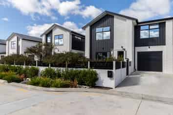 7 Oliver Place, Trentham