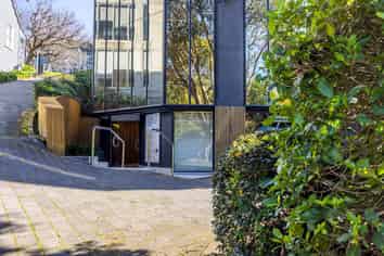 Strategic Grafton Office - 20 Carparks