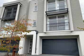 129 Barbarich Drive, Stonefields