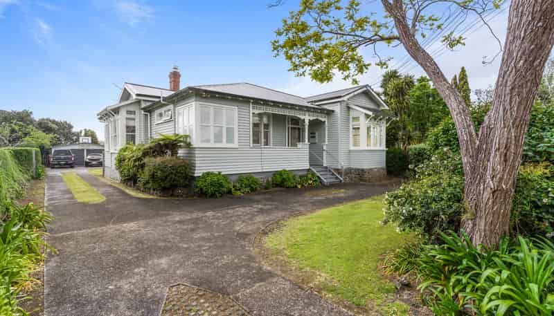 83 Taylors Road, Mount Albert