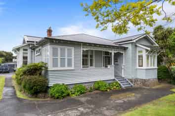 83 Taylors Road, Mount Albert