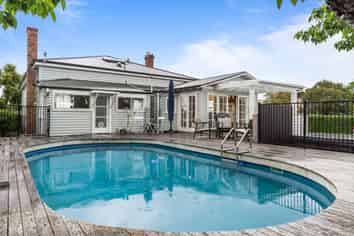 83 Taylors Road, Mount Albert