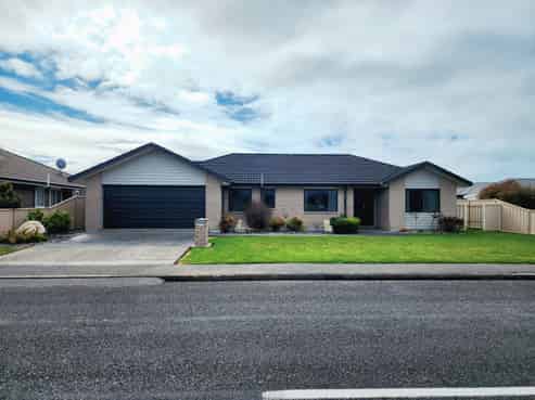 40 Eastons Road, Westport