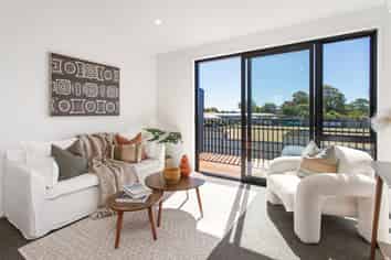 9/15 Silvester Street, Woolston