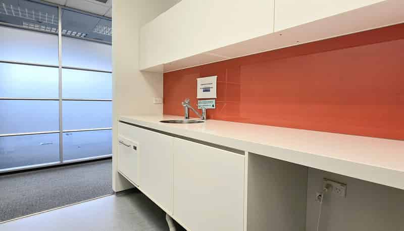 1/1 Show Place, Addington