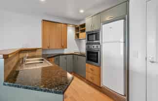 4C/118 Gladstone Road, Parnell