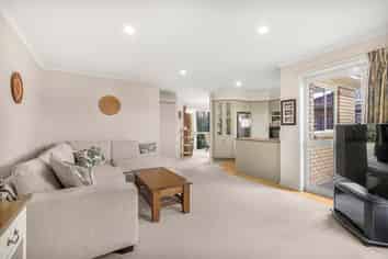 63 Sovereign Isle Lane, Rototuna