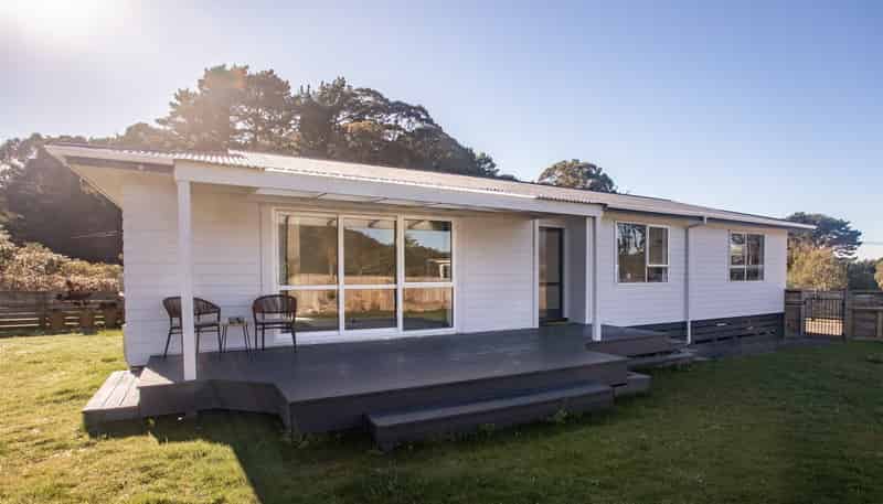 121 Watt Street, Featherston