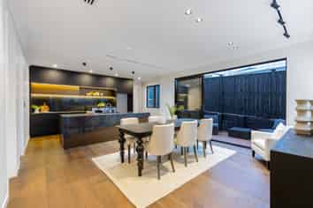 3 Waitai Close, Long Bay