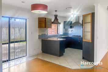 4 Falcarragh Crescent, Flat Bush
