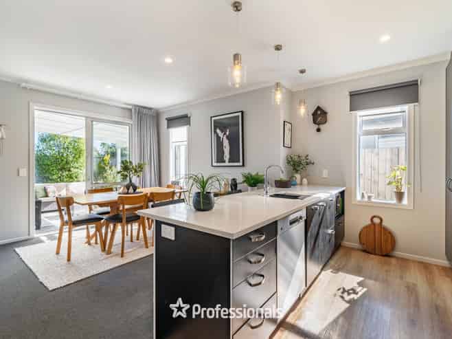 11 Wi Hape Pakau Place, Waiwhetu