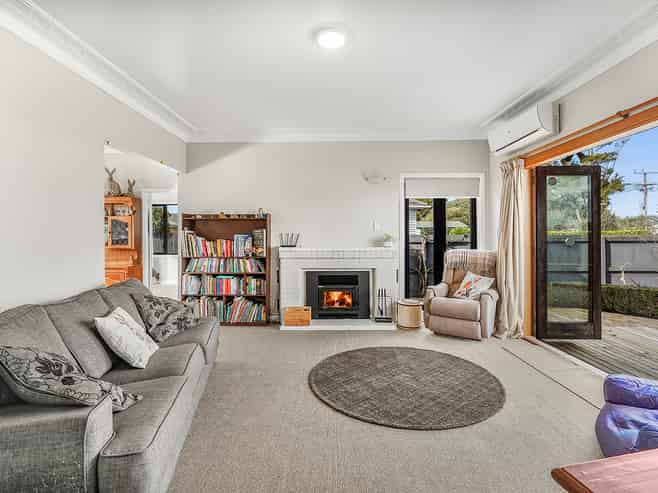 73 East Street, Enderley