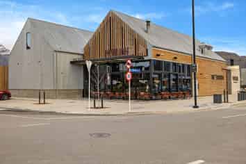 97/6 Hall Street, Five Mile Villas, Frankton