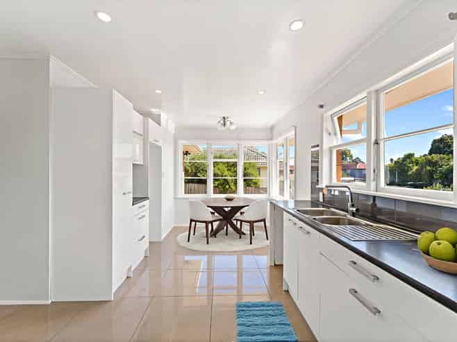 80 Mcannalley Street, Manurewa East