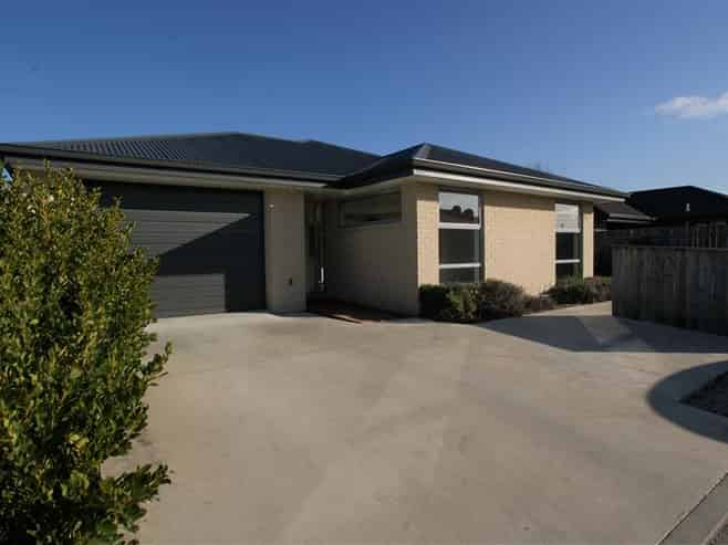 12 Olwyn Place, Blenheim Central
