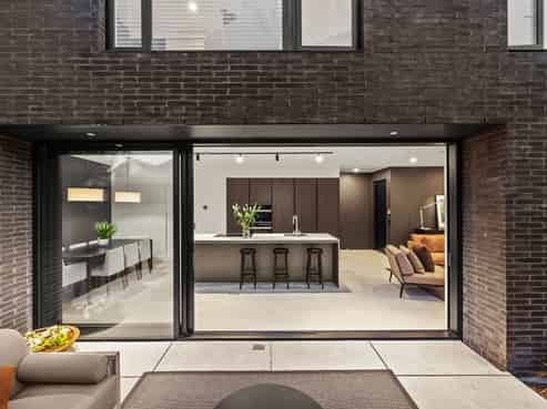 12 Rhodes Street, Merivale