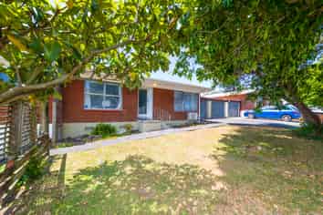 2/1 Leigh Terrace, Bayview