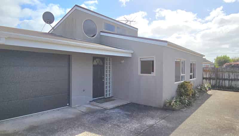 3/33 Alford Street, Waterview