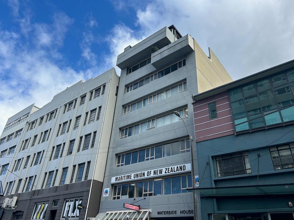 100% best deal in Te Aro, Te Aro