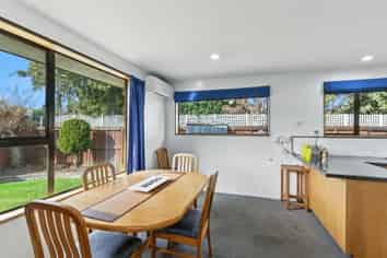 12A Algie Place, Avonhead