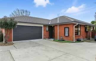 12A Algie Place, Avonhead