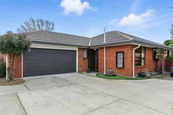 12A Algie Place, Avonhead