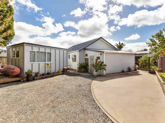 7B Laura Place, Whitianga