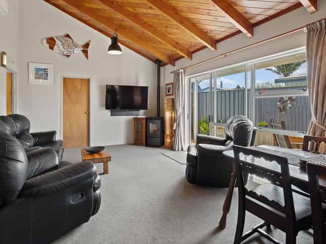 7B Laura Place, Whitianga