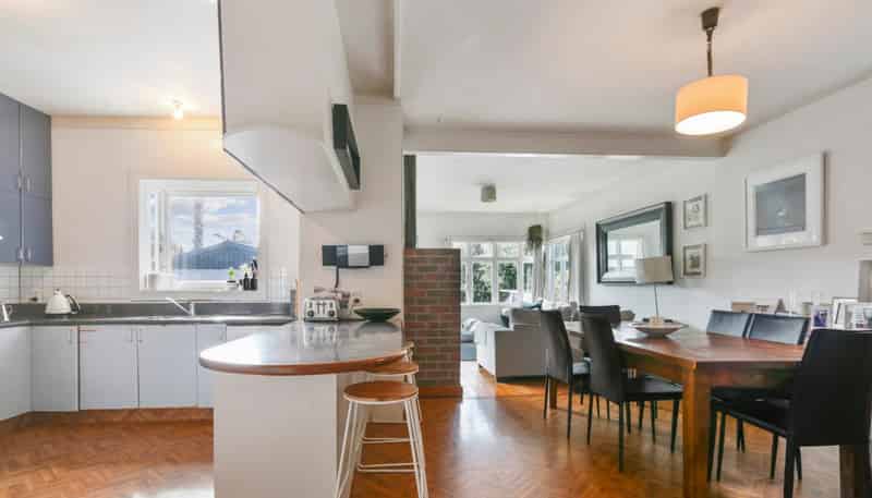 12 Warwick Avenue, Westmere