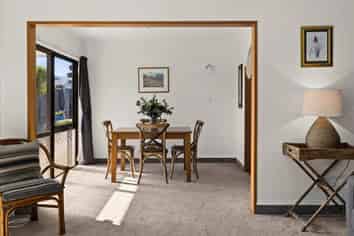 2/8 Duart Road, Havelock North