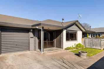 2/8 Duart Road, Havelock North