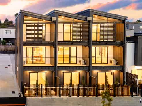 Lot 2-4/42 Captain Scott Road, Glen Eden