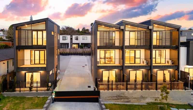 Lot 2-4/42 Captain Scott Road, Glen Eden