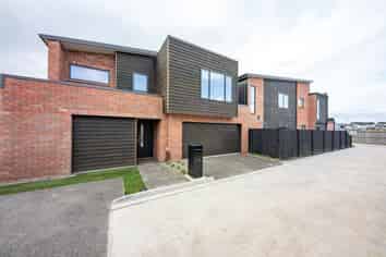 49 Maanihi Drive, Rototuna North