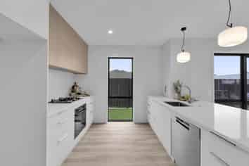 49 Maanihi Drive, Rototuna North