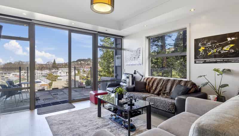 20/61 North Road, North East Valley