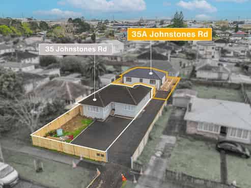 35A Johnstones Road, Otara