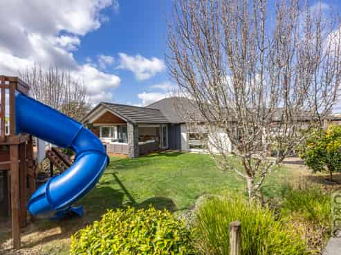 19 Riverhead Point Drive, Riverhead