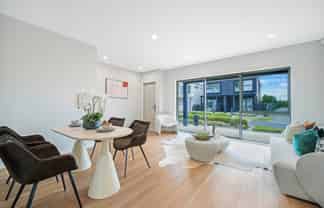 7 Yellow Pear Lane, Drury