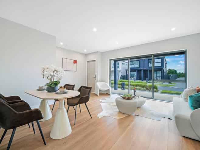 7 Yellow Pear Lane, Drury