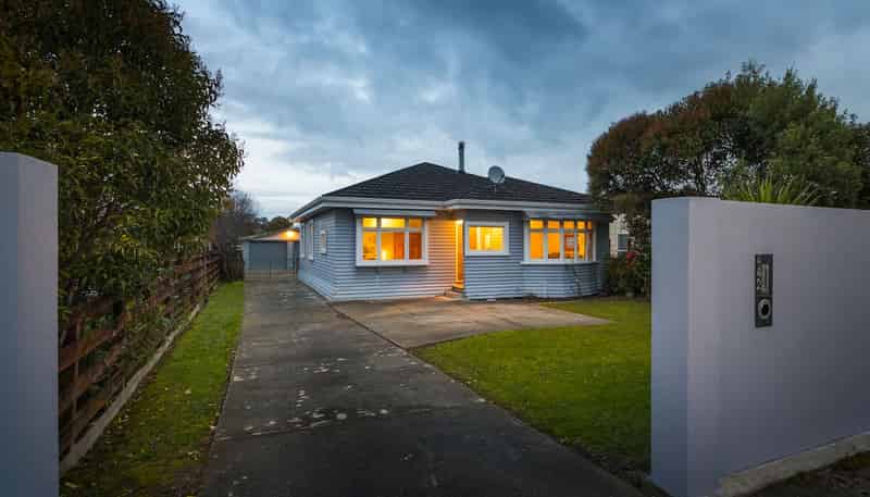 442 Tremaine Avenue, Takaro