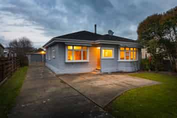 442 Tremaine Avenue, Takaro
