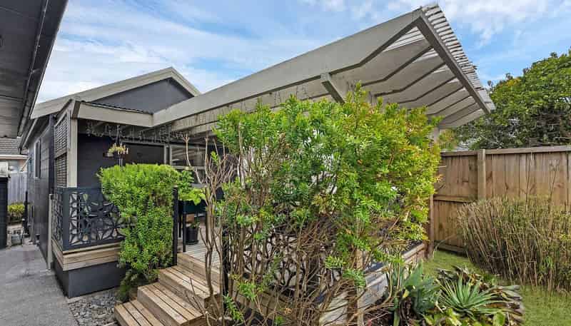 1/42A Forest Hill Road, Henderson