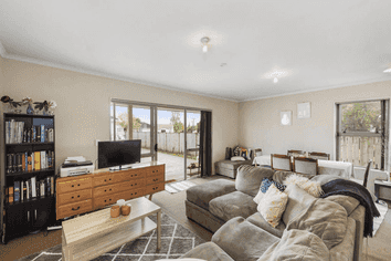 18 & 18A Tennyson Road, Enderley