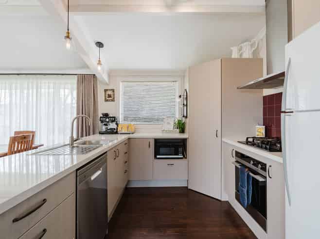 26 Thomson Avenue, Dinsdale