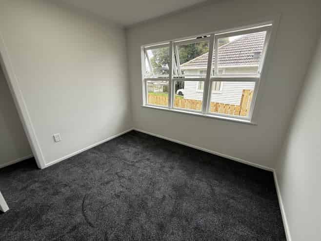 11 Hooks Road, Manurewa